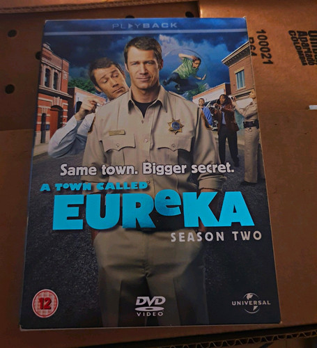 Town called eureka season 2 - eureka,